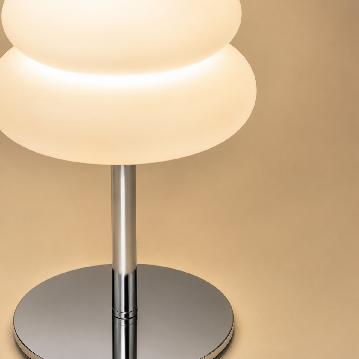 Ambient Glow Table Lamp — 3-Colour Dimmable, USB Powered
